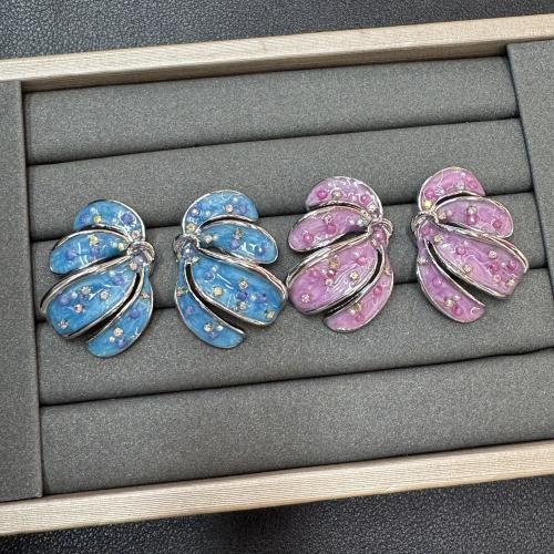 Luxurious, heavy, exaggerated, rich man's party, ball performance, diamond-encrusted, fancy earrings, party dress, elegant suit matching - 副本 - 副本